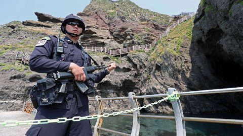 South begins Navy drills to defend Dokdo islets